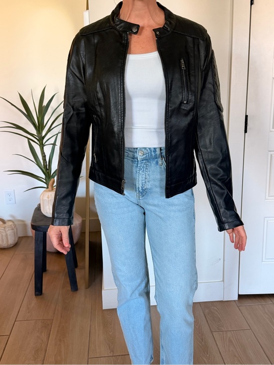 Levi's Jackets & Blazers - Levi's Black Leather Biker Jacket for Women